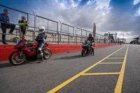 donington-no-limits-trackday;donington-park-photographs;donington-trackday-photographs;no-limits-trackdays;peter-wileman-photography;trackday-digital-images;trackday-photos